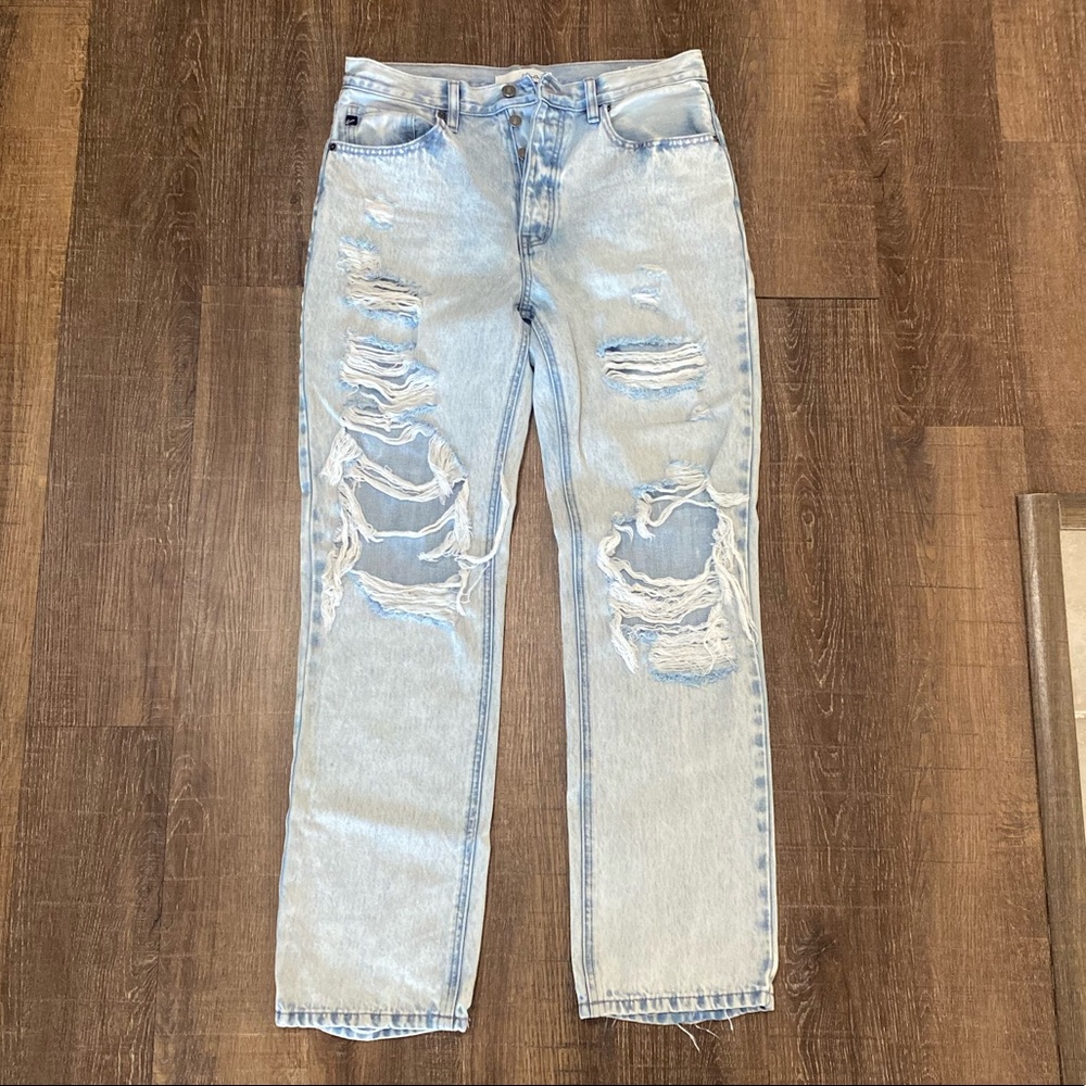 KanCan Distressed Jean